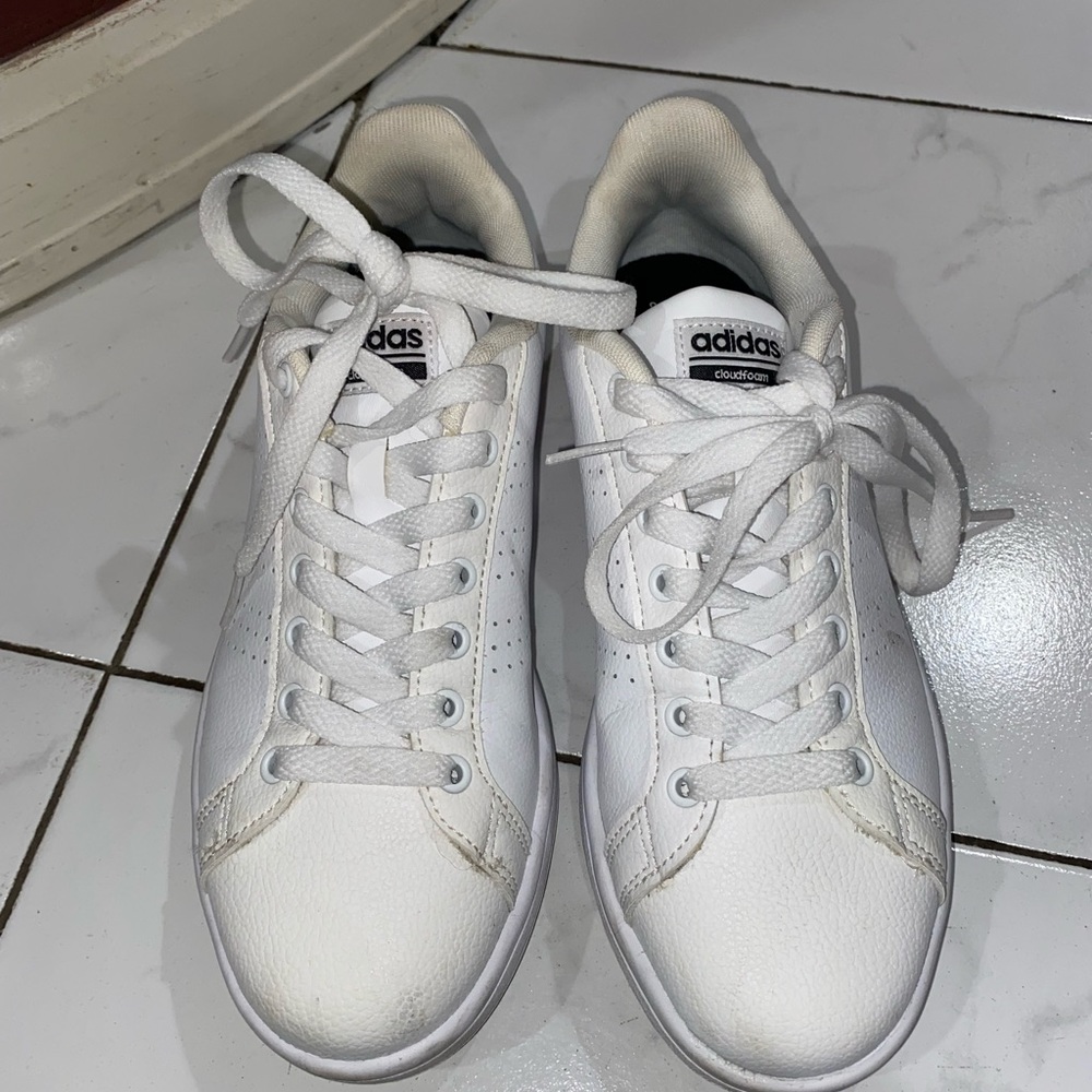 Adidas Sneakers